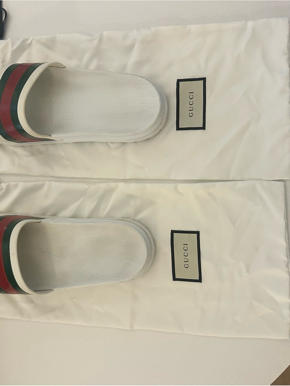Gucci White Slide Sandals with Green and Red Stripe - Picture 2 of 5